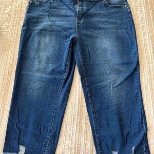 Classic Women's Blue Denim Capris